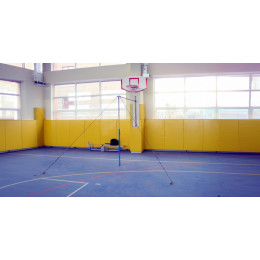 Перекладина гимнастическая пристенная на растяжках